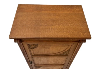 Arts & Crafts Art Nouveau One-Door Cabinet, 1900s